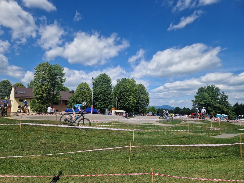 slideshow image